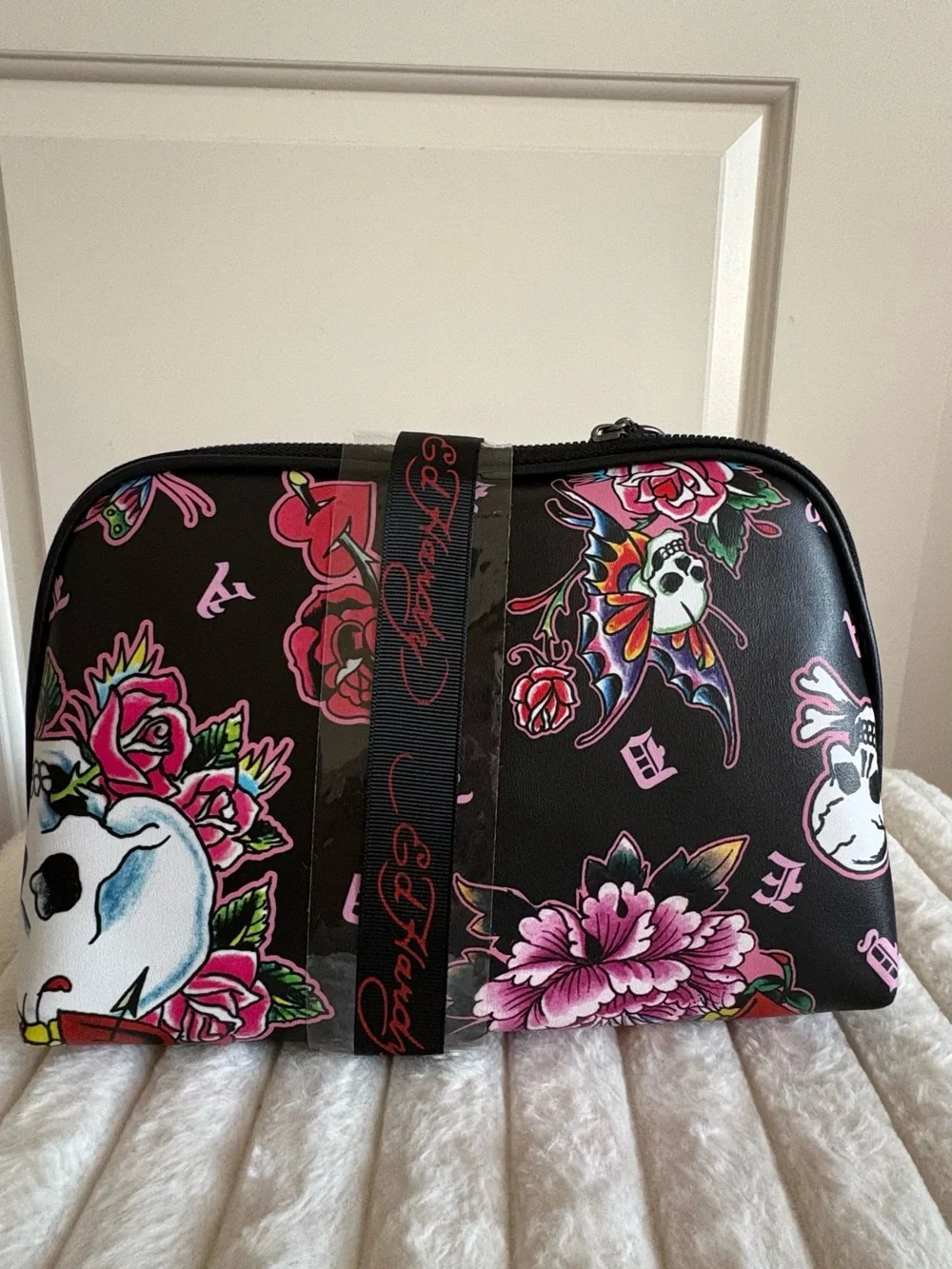 Ed Hardy Pink and black Floral Tattoo Print Cosmetic Bag set (2)